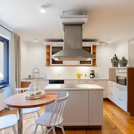 Hamptons Villa