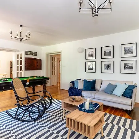 Hamptons * Huta Podgorna