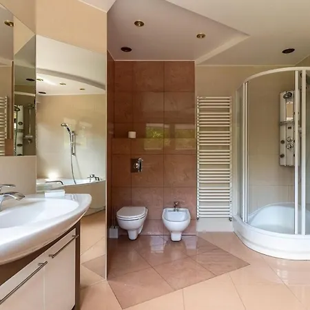 Hamptons Huta Podgorna