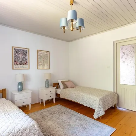 Hamptons Villa