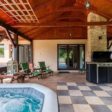 Hamptons Huta Podgorna